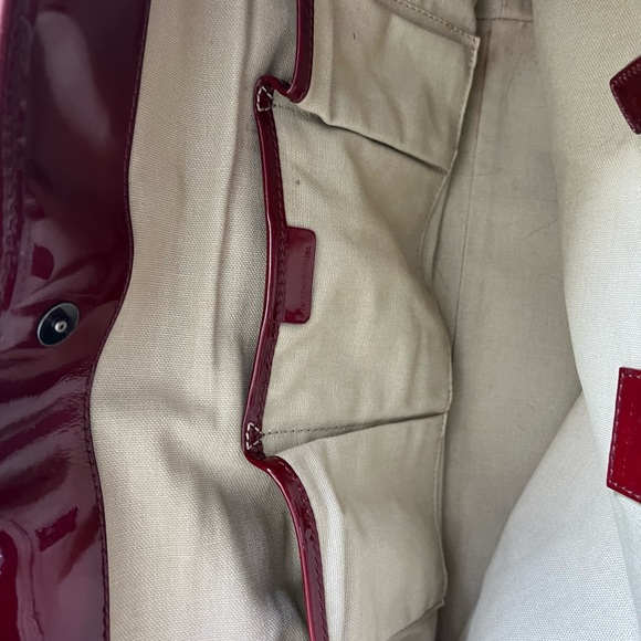 Authentic Burberry bag - Picture 9 of 16